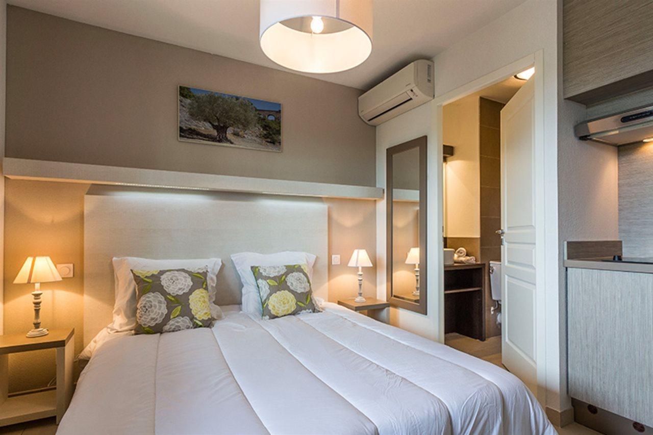 ريمولين Residhotel Residence Pont Du Gard المظهر الخارجي الصورة
