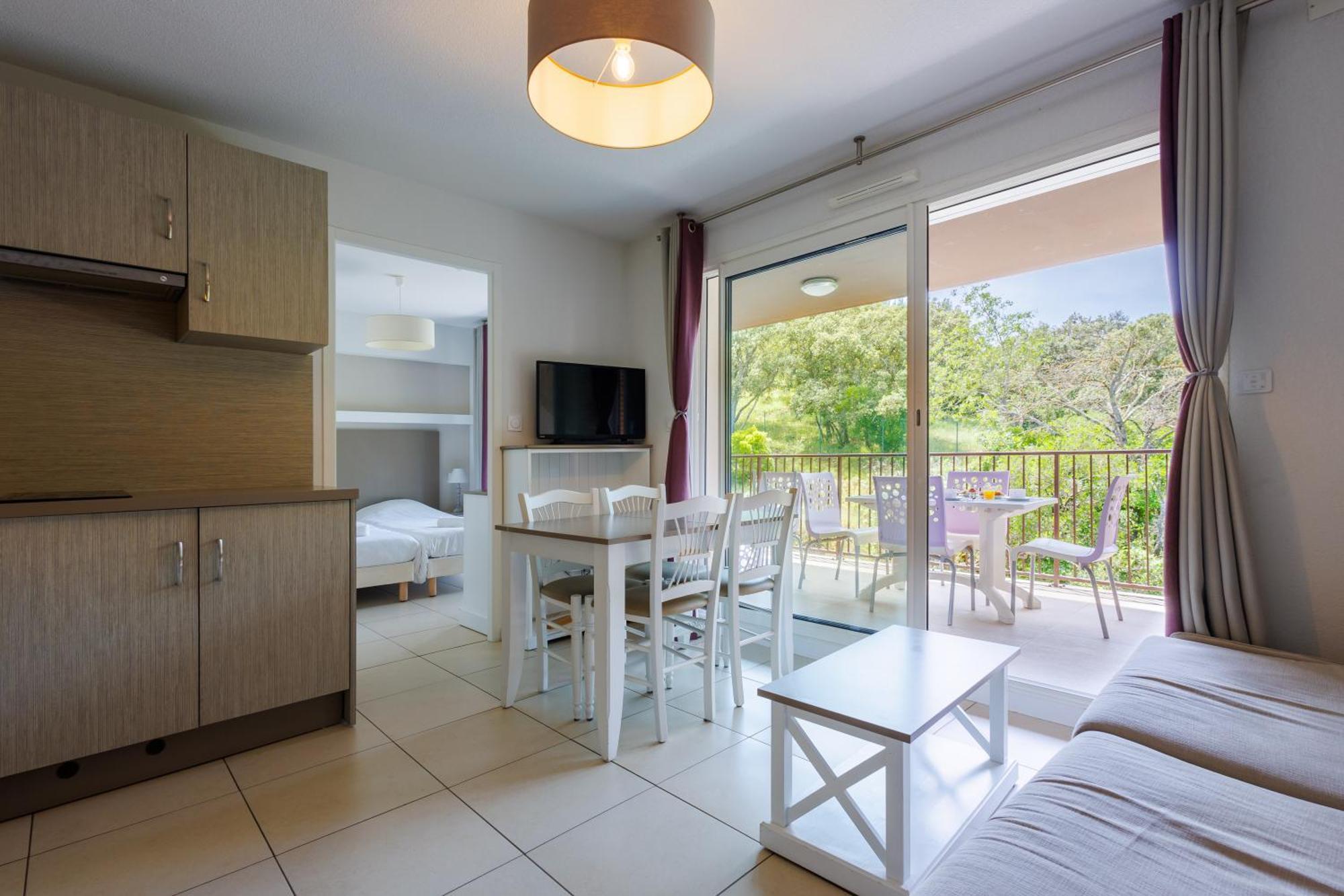 ريمولين Residhotel Residence Pont Du Gard المظهر الخارجي الصورة