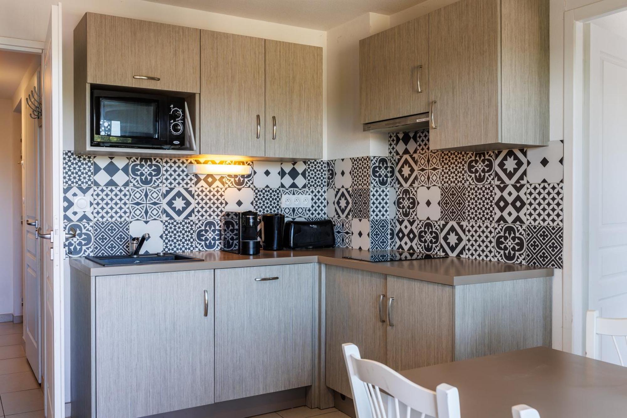 ريمولين Residhotel Residence Pont Du Gard المظهر الخارجي الصورة