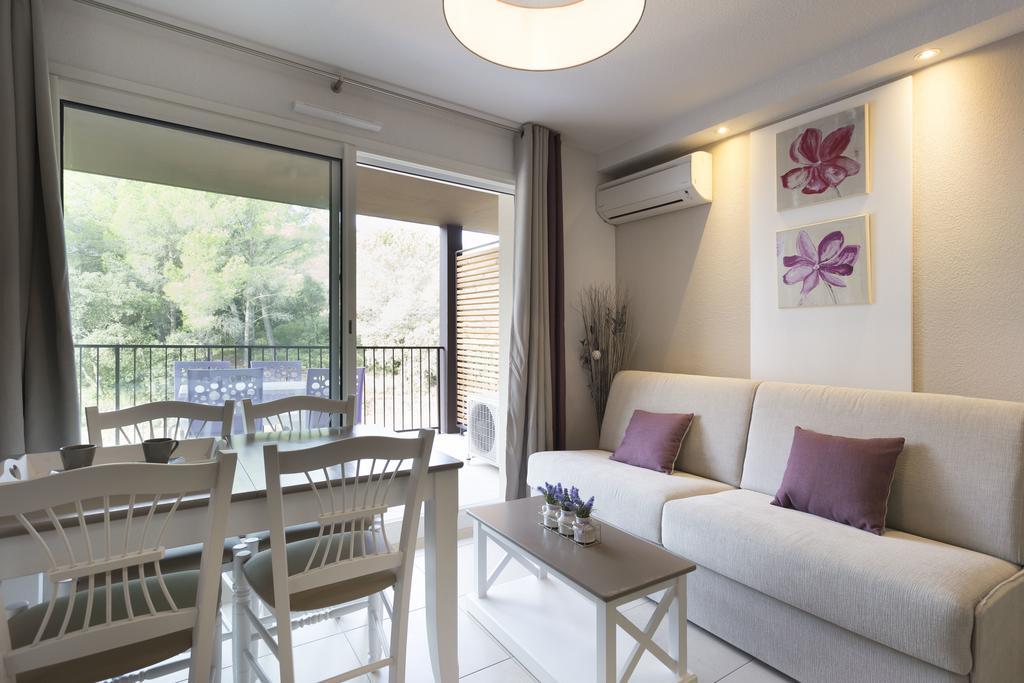 ريمولين Residhotel Residence Pont Du Gard المظهر الخارجي الصورة